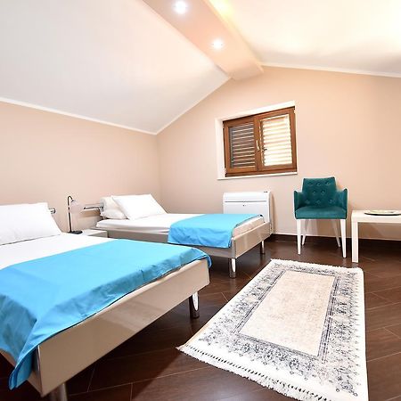 Ferienwohnung Maniva Penthouse By The Sea Kotor Exterior foto