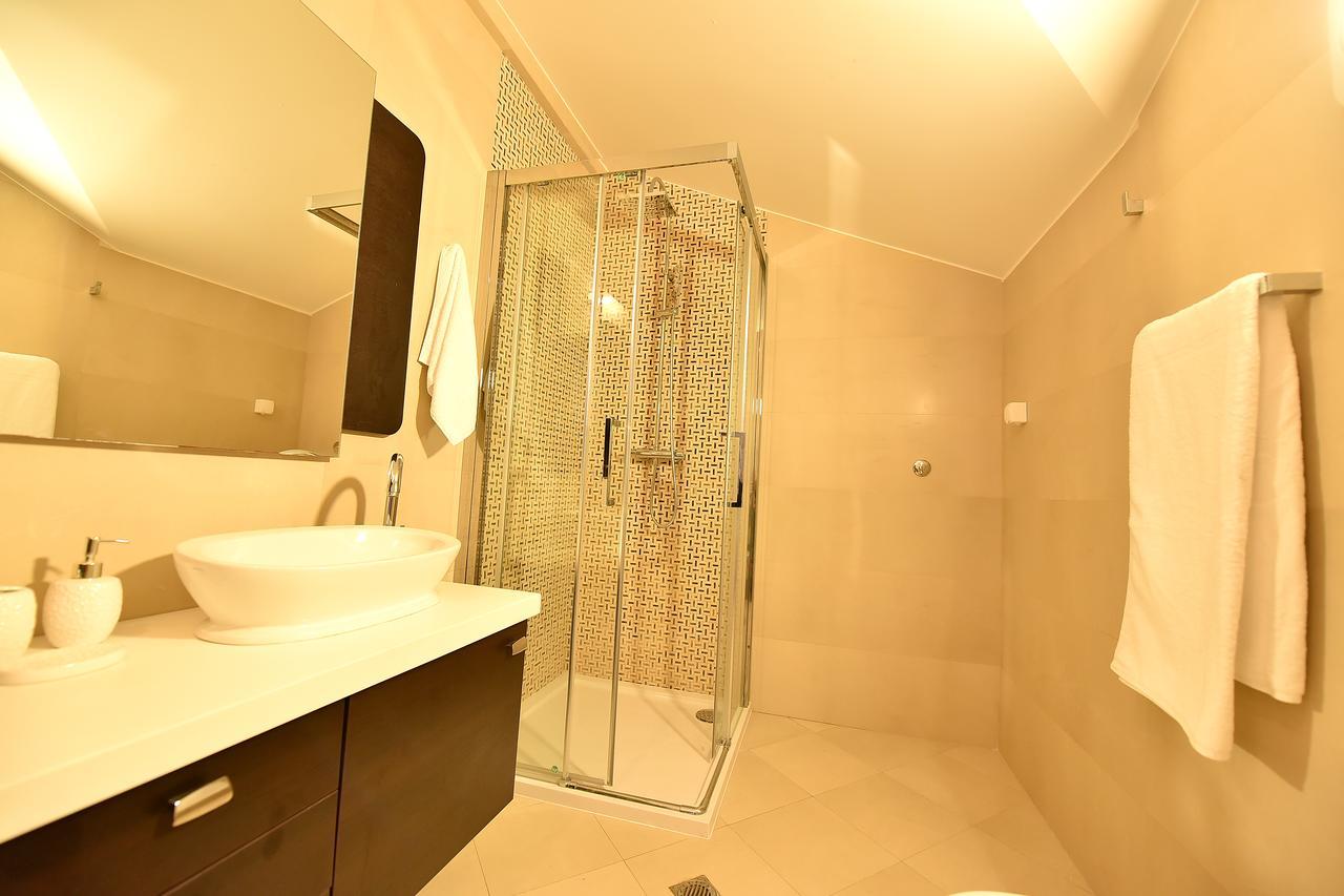 Ferienwohnung Maniva Penthouse By The Sea Kotor Exterior foto