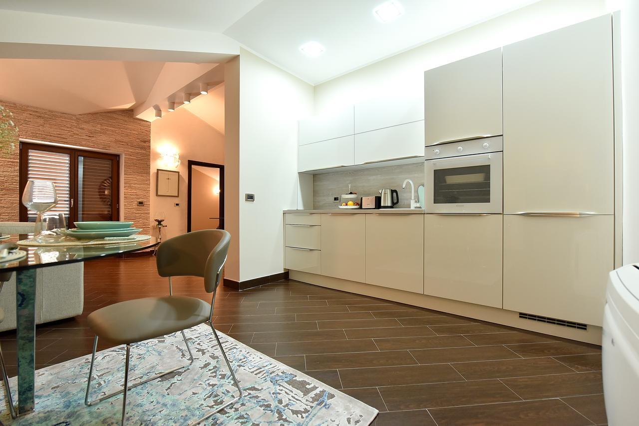 Ferienwohnung Maniva Penthouse By The Sea Kotor Exterior foto